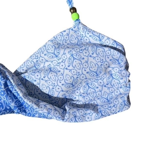 🌻Victoria's Secret Blue & White Twist Bandeau Halter Bikini Top Size XS - Picture 3 of 10